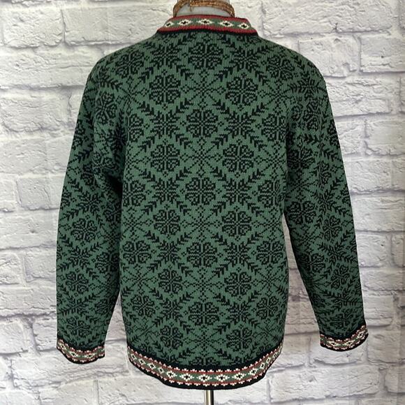 Vintage L.L. Bean Green and Black Nordic Sweater - Picture 4 of 8